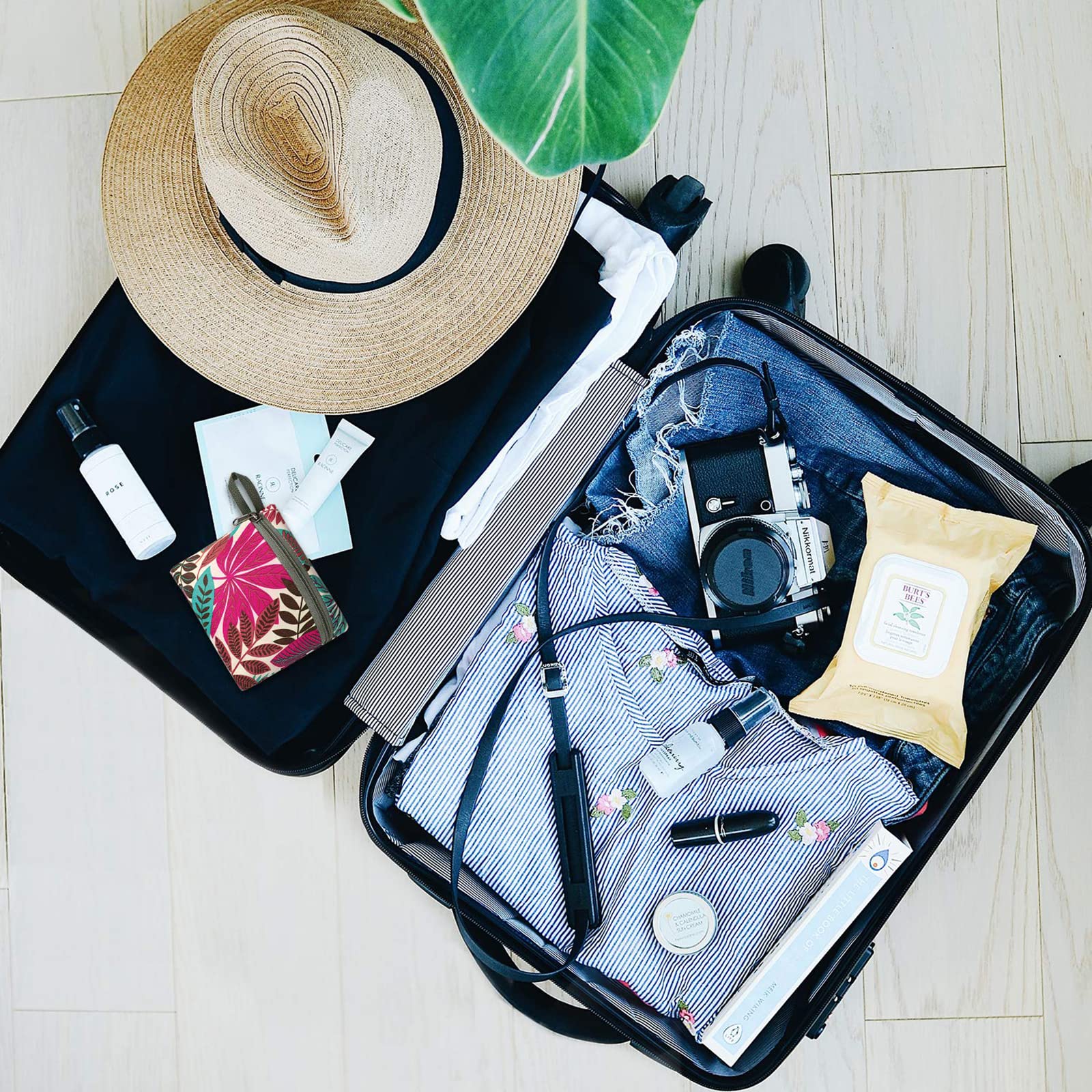 G4Free G4Free 11L Lightweight Hiking Backpack for Men And Women 